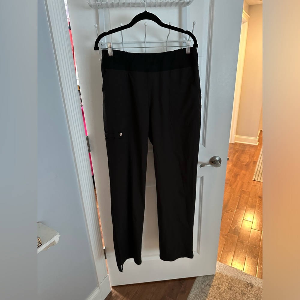 EUC Sz M Tall 34” - ELLE Scrub pants